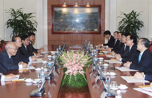 Hội đàm giữa đoàn đại biểu Văn phòng Trung ương Đảng cộng sản Việt Nam và đoàn đại biểu Văn phòng Đảng Nhân dân Campuchia. Ảnh: Phạm Kiên - TTXVN