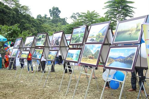 Triển lãm ảnh tại lễ hội Thác Bản Giốc