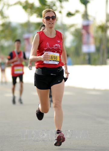 Các vận động viên đua nước rút về đích. Ảnh: An Hiếu – TTXVN