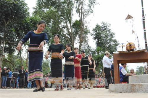 Quang cảnh lễ hội. Ảnh: Tuấn Anh – TTXVN Quang cảnh lễ hội. Ảnh: Tuấn Anh – TTXVN