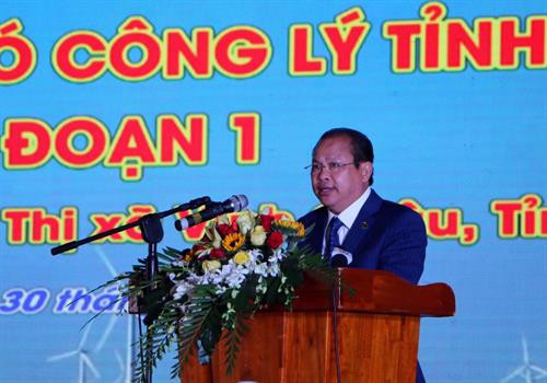 Ông Tô Hoài Dân, chủ đầu tư Dự án điện gió Công Lý Sóc Trăng phát biểu. Ảnh: Trung Hiếu - TTXVN Ông Tô Hoài Dân, chủ đầu tư Dự án điện gió Công Lý Sóc Trăng phát biểu. Ảnh: Trung Hiếu - TTXVN