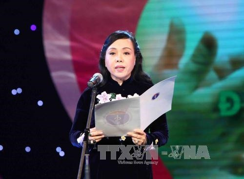 Tăng giá dịch vụ y tế: Người nghèo, người có thẻ bảo hiểm được lợi ảnh 1