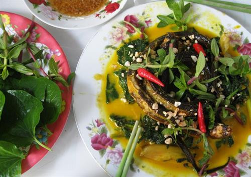 Lươn om chuối lá lốt Lươn om chuối lá lốt