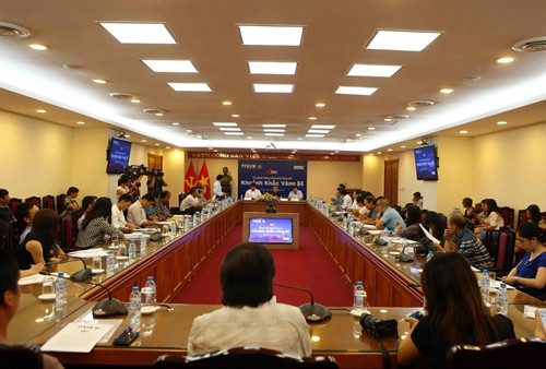 Quang cảnh lễ phát động Giải ảnh báo chí "Khoảnh Khắc Vàng" lần thứ 4.. Ảnh: Quý Trung- TTXVN Quang cảnh lễ phát động Giải ảnh báo chí "Khoảnh Khắc Vàng" lần thứ 4.. Ảnh: Quý Trung- TTXVN