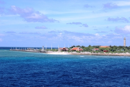 Linh thiêng những ngôi chùa giữa Biển Đông ảnh 12