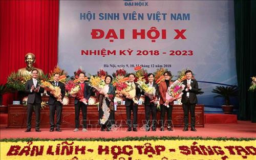 Lễ ra mắt Hội đồng đồng hành với sinh viên, Hội Sinh viên Việt Nam. Ảnh: Văn Điệp – TTXVN Lễ ra mắt Hội đồng đồng hành với sinh viên, Hội Sinh viên Việt Nam. Ảnh: Văn Điệp – TTXVN