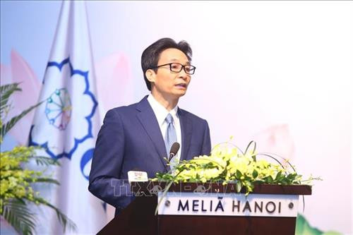 Phó Thủ tướng Vũ Đức Đam phát biểu tại hội nghị. Ảnh: Minh Quyết - TTXVN Phó Thủ tướng Vũ Đức Đam phát biểu tại hội nghị. Ảnh: Minh Quyết - TTXVN