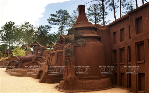 Không gian độc đáo của Đường hầm đất sét.