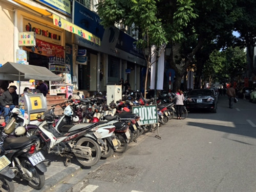 Băn khoăn xử phạt người đi bộ ảnh 1