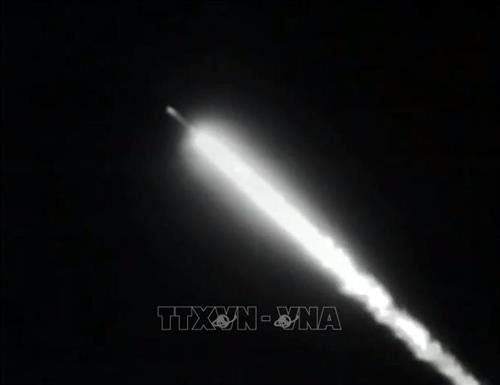 Tên lửa Delta II mang theo vệ tinh ICESat-2 rời bệ phóng ở căn cứ không quân Vandenberg, bang California, Mỹ tối 15/9. Ảnh: AFP - TTXVN Tên lửa Delta II mang theo vệ tinh ICESat-2 rời bệ phóng ở căn cứ không quân Vandenberg, bang California, Mỹ tối 15/9. Ảnh: AFP - TTXVN