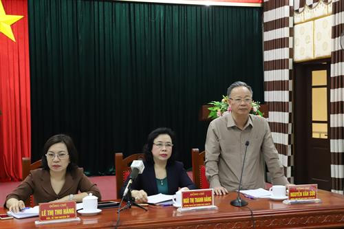 Phó Chủ tịch Thường trực Ủy ban Nhân dân thành phố Hà Nội Nguyễn Văn Sửu đánh giá, Phúc Thọ đã tích cực trong xây dựng nông thôn mới nhưng cần rà soát lại các tiêu chí, chủ động trong thực hiện để sớm được Trung ương xem xét, công nhận đạt chuẩn huyện nông thôn mới năm 2020. Theo Chủ tịch Ủy ban Nhân dân huyện Phúc Thọ Doãn Trung Tuấn, bộ mặt nông thôn huyện Phúc Thọ hôm nay đã có những thay đổi đáng kể, sản xuất nông nghiệp từng bước phát triển và đời sống nông dân ngày càng được cải thiện. Giám đốc Sở Nông nghiệp và Phát triển nông thôn Hà Nội Chu Phú Mỹ giải đáp những kiến nghị của huyện Phúc Thọ trong quá trình thực hiện Chương trình 02-CTr/TU của Thành ủy Hà Nội.