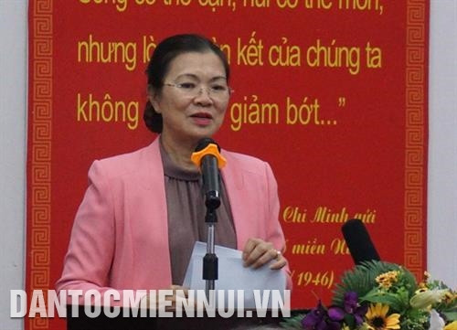 Bà Trương Thị Ngọc Ánh, Phó Chủ tịch Ủy ban Trung ương Mặt trận Tổ quốc Việt Nam phát biểu tại buổi tọa đàm. Ảnh: Hoàng Hải