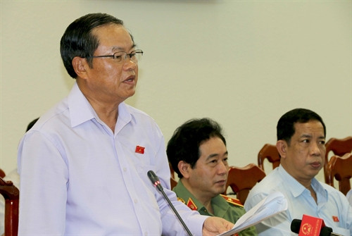 Phó Chủ tịch Quốc hội Đỗ Bá Tỵ phát biểu tại buổi làm việc. Ảnh: Kim Há-TTXVN