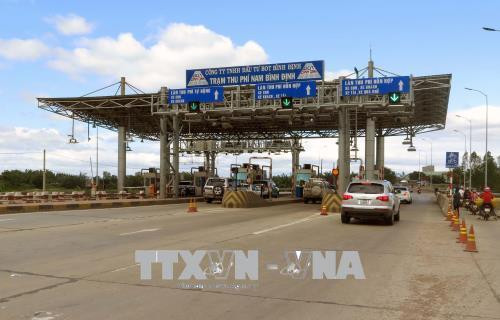 Trạm thu phí BOT Nam Bình Định. Ảnh: Quốc Dũng - TTXVN Trạm thu phí BOT Nam Bình Định. Ảnh: Quốc Dũng - TTXVN