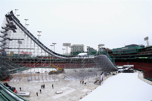 Tuyết phủ trắng xóa tại Boston, Massachusetts ngày 12/2. AFP/ TTXVN