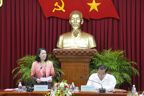 Đồng chí Trương Thị Mai, Ủy viên Bộ Chính trị, Bí thư Trung ương Đảng, Trưởng ban Dân vận Trung ương phát biểu. Ảnh: Ngọc Thiện-TTXVN.