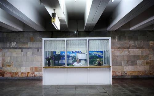 Hệ thống tàu điện ngầm ở đây có mức phí rẻ nhất trong số các nước thuộc Liên Xô cũ. Hệ thống tàu điện ngầm ở đây có mức phí rẻ nhất trong số các nước thuộc Liên Xô cũ.