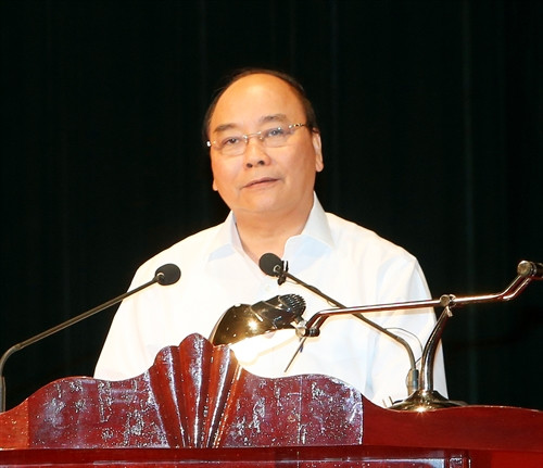 Thủ tướng Nguyễn Xuân Phúc phát biểu tại Hội nghị. Ảnh: Thống Nhất-TTXVN Thủ tướng Nguyễn Xuân Phúc phát biểu tại Hội nghị. Ảnh: Thống Nhất-TTXVN