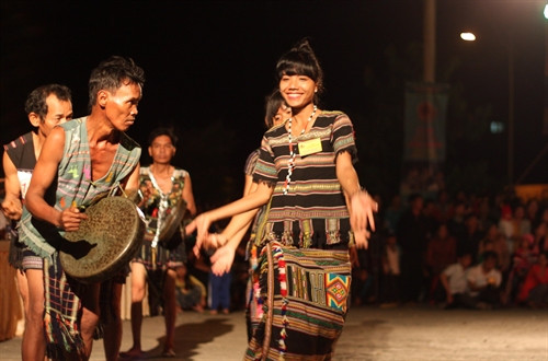 Lễ hội cồng chiêng tại Lâm Đồng. Ảnh: TTXVN Lễ hội cồng chiêng tại Lâm Đồng. Ảnh: TTXVN