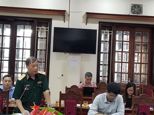 Ông Nguyễn Hồng Tuấn, Phó Cục trưởng Cục Công nghệ thông tin - Bộ Quốc phòng đóng góp ý kiến cho Đề án Ông Nguyễn Hồng Tuấn, Phó Cục trưởng Cục Công nghệ thông tin - Bộ Quốc phòng đóng góp ý kiến cho Đề án