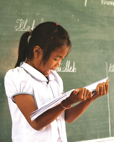 Dạy tiếng Ê đê giúp các em học sinh dân tộc có ý thức lưu giữ chữ viết cũng như những giá trị văn hóa khác của dân tộc