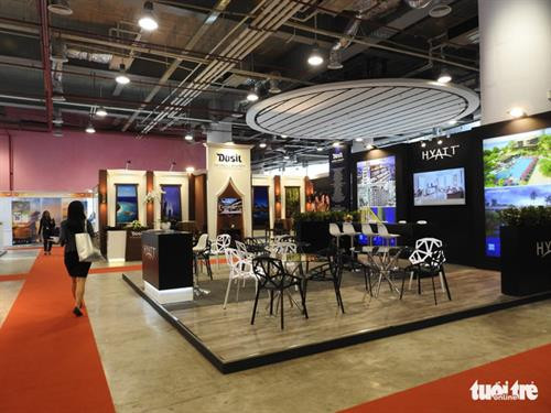 Một gian hàng Travex được triển khai tại Cung triển lãm tỉnh Quảng Ninh để giúp du khách có cái nhìn trực quan hơn về du lịch của các nước trong cộng đồng ASEAN. Ảnh:congnghe.tuoitre.vn Một gian hàng Travex được triển khai tại Cung triển lãm tỉnh Quảng Ninh để giúp du khách có cái nhìn trực quan hơn về du lịch của các nước trong cộng đồng ASEAN. Ảnh:congnghe.tuoitre.vn