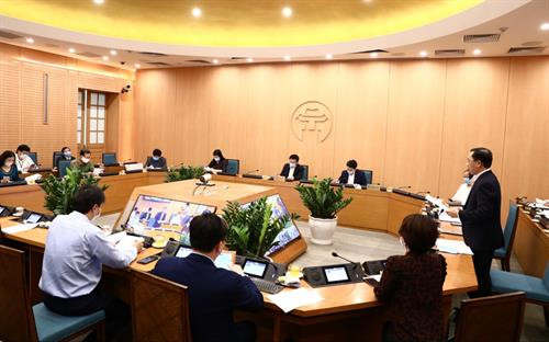 Quang cảnh buổi giao ban trực tuyến của thành phố Hà Nội. Ảnh: Văn Điệp - TTXVN Quang cảnh buổi giao ban trực tuyến của thành phố Hà Nội. Ảnh: Văn Điệp - TTXVN