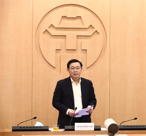 Bí thư Thành ủy Hà Nội Vương Đình Huệ phát biểu. Ảnh: Văn Điệp - TTXVN Bí thư Thành ủy Hà Nội Vương Đình Huệ phát biểu. Ảnh: Văn Điệp - TTXVN