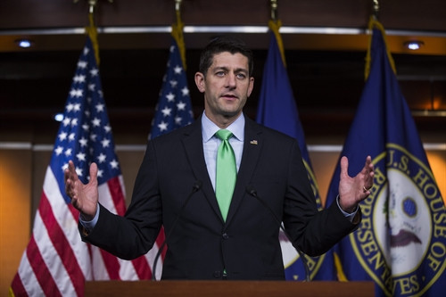 Trong ảnh (tư liệu): Chủ tịch Hạ viện Mỹ Paul Ryan phát biểu trong một cuộc họp báo ở thủ đô Washington ngày 28/4. AFP/TTXVN