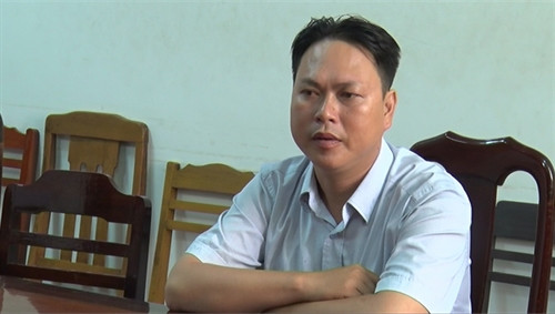 Nguyên Phó Chánh thanh tra Sở Giao thông vận tải thành phố Cần Thơ Dương Minh Tâm tại cơ quan điều tra. Ảnh: Thanh Sang- TTXVN Nguyên Phó Chánh thanh tra Sở Giao thông vận tải thành phố Cần Thơ Dương Minh Tâm tại cơ quan điều tra. Ảnh: Thanh Sang- TTXVN