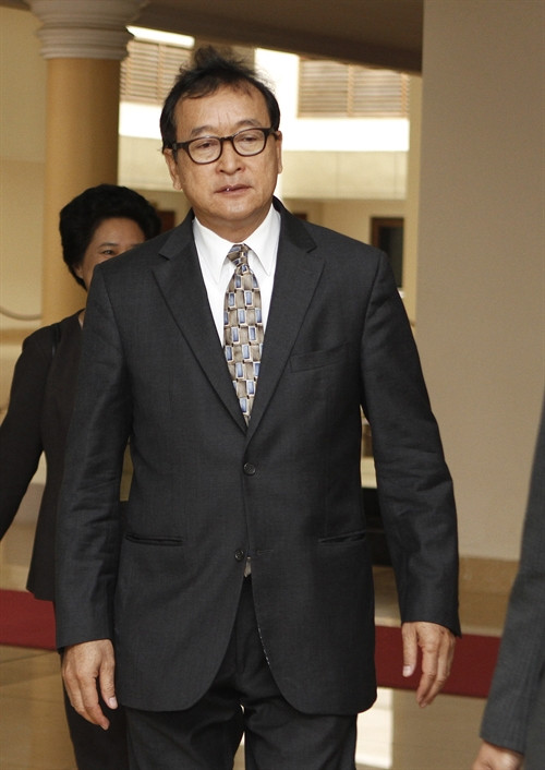 Trong ảnh (tư liệu): Ông Sam Rainsy tại tòa nhà Quốc hội ở Phnom Penh ngày 19/12. AFP/TTXVN