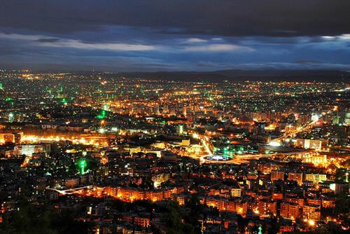 Thành phố Damascus trong ánh đèn đêm Thành phố Damascus trong ánh đèn đêm