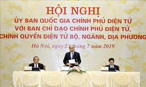 Thủ tướng Nguyễn Xuân Phúc chủ trì Hội nghị trực tuyến Ủy ban Quốc gia Chính phủ điện tử với Ban Chỉ đạo Chính phủ điện tử, chính quyền điện tử Bộ, ngành, địa phương. Ảnh: Hoàng Thống Nhất - TTXVN Thủ tướng Nguyễn Xuân Phúc chủ trì Hội nghị trực tuyến Ủy ban Quốc gia Chính phủ điện tử với Ban Chỉ đạo Chính phủ điện tử, chính quyền điện tử Bộ, ngành, địa phương. Ảnh: Hoàng Thống Nhất - TTXVN