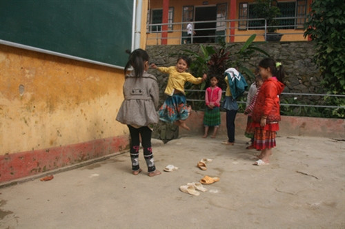 Ở trường bán trú thích hơn ở nhà ảnh 3