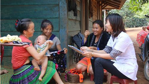 Tuyên truyền phòng, chống tảo hôn ở miền núi đông đồng bào dân tộc thiểu số.. Ảnh: baodansinh.vn Tuyên truyền phòng, chống tảo hôn ở miền núi đông đồng bào dân tộc thiểu số.. Ảnh: baodansinh.vn