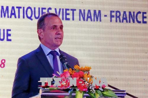 Ông Vincent Floreani, Tổng lãnh sự Pháp tại Thành phố Hồ Chí Minh, phát biểu tại lễ khai mạc Tuần lễ văn hóa hữu nghị Việt Nam – Pháp năm 2018. Ảnh : Thế Anh-TTXVN Ông Vincent Floreani, Tổng lãnh sự Pháp tại Thành phố Hồ Chí Minh, phát biểu tại lễ khai mạc Tuần lễ văn hóa hữu nghị Việt Nam – Pháp năm 2018. Ảnh : Thế Anh-TTXVN