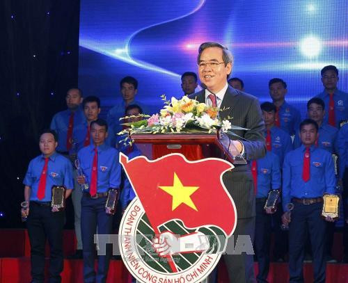 Đồng chí Nguyễn Văn Bình, Ủy viên Bộ Chính trị, Bí thư Trung ương Đảng, Trưởng Ban Kinh tế Trung ương phát biểu. Ảnh: Văn Điệp – TTXVN Đồng chí Nguyễn Văn Bình, Ủy viên Bộ Chính trị, Bí thư Trung ương Đảng, Trưởng Ban Kinh tế Trung ương phát biểu. Ảnh: Văn Điệp – TTXVN