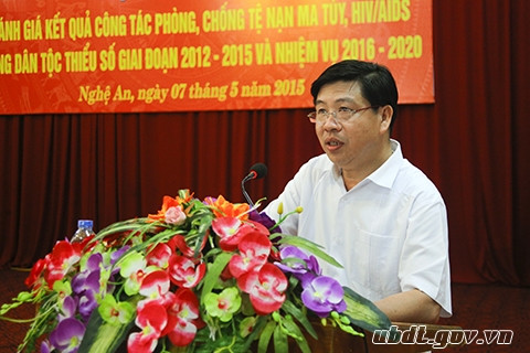 Thứ trưởng, Phó Chủ nhiệm Ủy ban Dân tộc Lê Sơn Hải phát biểu khai mạc Hội thảo.