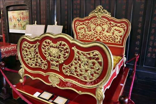 Long sàng của hoàng đế Khải Định (1916 - 1925). Ảnh: Đỗ Trưởng - TTXVN