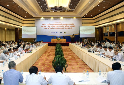 Quang cảnh Diễn đàn “Phát triển doanh nghiệp nông nghiệp trong tiến trình tái cơ cấu nông nghiệp gắn với xây dựng nông thôn mới”. Ảnh: TTXVN Quang cảnh Diễn đàn “Phát triển doanh nghiệp nông nghiệp trong tiến trình tái cơ cấu nông nghiệp gắn với xây dựng nông thôn mới”. Ảnh: TTXVN