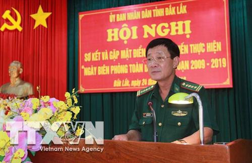 Đồng chí Phạm Quang Hùng, Chỉ huy trưởng Bộ đội biên phòng tỉnh Đắk Lắk phát biểu tại hội nghị. Ảnh: Phạm Cường - TTXVN Đồng chí Phạm Quang Hùng, Chỉ huy trưởng Bộ đội biên phòng tỉnh Đắk Lắk phát biểu tại hội nghị. Ảnh: Phạm Cường - TTXVN