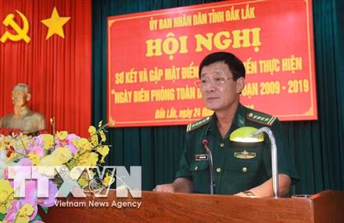 Đồng chí Phạm Quang Hùng, Chỉ huy trưởng Bộ đội biên phòng tỉnh Đắk Lắk phát biểu tại hội nghị. Ảnh: Phạm Cường - TTXVN