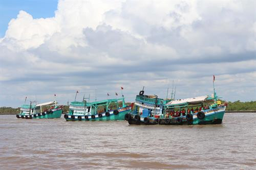 Đoàn Nghinh Ông tại Lễ hội Nghinh Ông Nam Hải lần thứ 15, năm 2018. Ảnh: Nhật Bình – TTXVN.