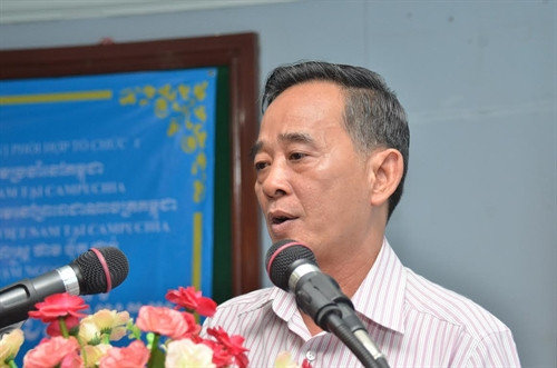 Chủ tịch Tổng hội Người Campuchia gốc Việt Nam Châu Văn Chi phát biểu cảm ơn đoàn. Ảnh: Phan Minh Hưng P/v TTXVN tại Campuchia.