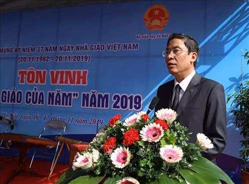 Chủ tịch Công đoàn Giáo dục Việt Nam Vũ Minh Đức phát biểu tại buổi lễ. Ảnh: Thanh Tùng-TTXVN