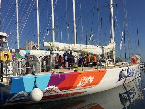 Trải nghiệm đi thuyền buồm Clipper trên vịnh Sydney ảnh 1