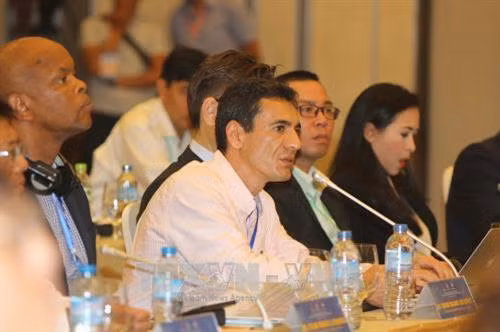 Các đại biểu thảo luận tại hội thảo. Ảnh: Thanh Vũ-TTXVN