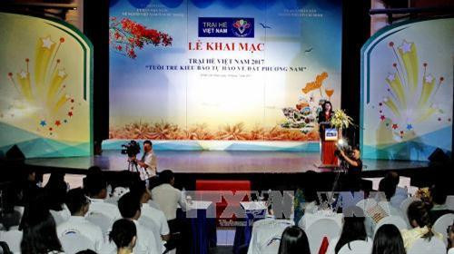 Quang cảnh khai mạc Trại hè thanh niên kiều bào 2017. Ảnh: Thế Anh-TTXVN