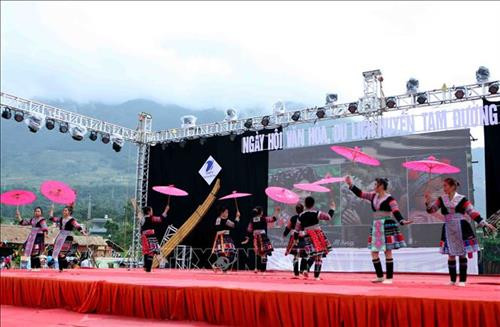 Ngày hội Văn hóa, Du lịch huyện Tam Đường năm 2018 ảnh 1 Ngày hội Văn hóa, Du lịch huyện Tam Đường năm 2018 ảnh 1