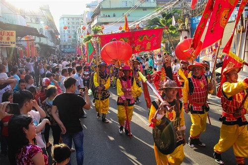 Lễ hội đường phố của người Hoa tại Thành phố Hồ Chí Minh Lễ hội đường phố của người Hoa tại Thành phố Hồ Chí Minh